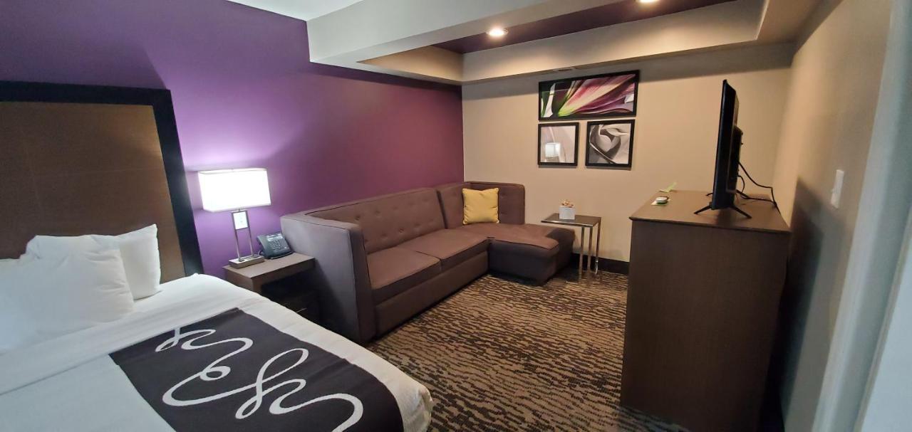 La Quinta By Wyndham Columbus North Hotel Buitenkant foto